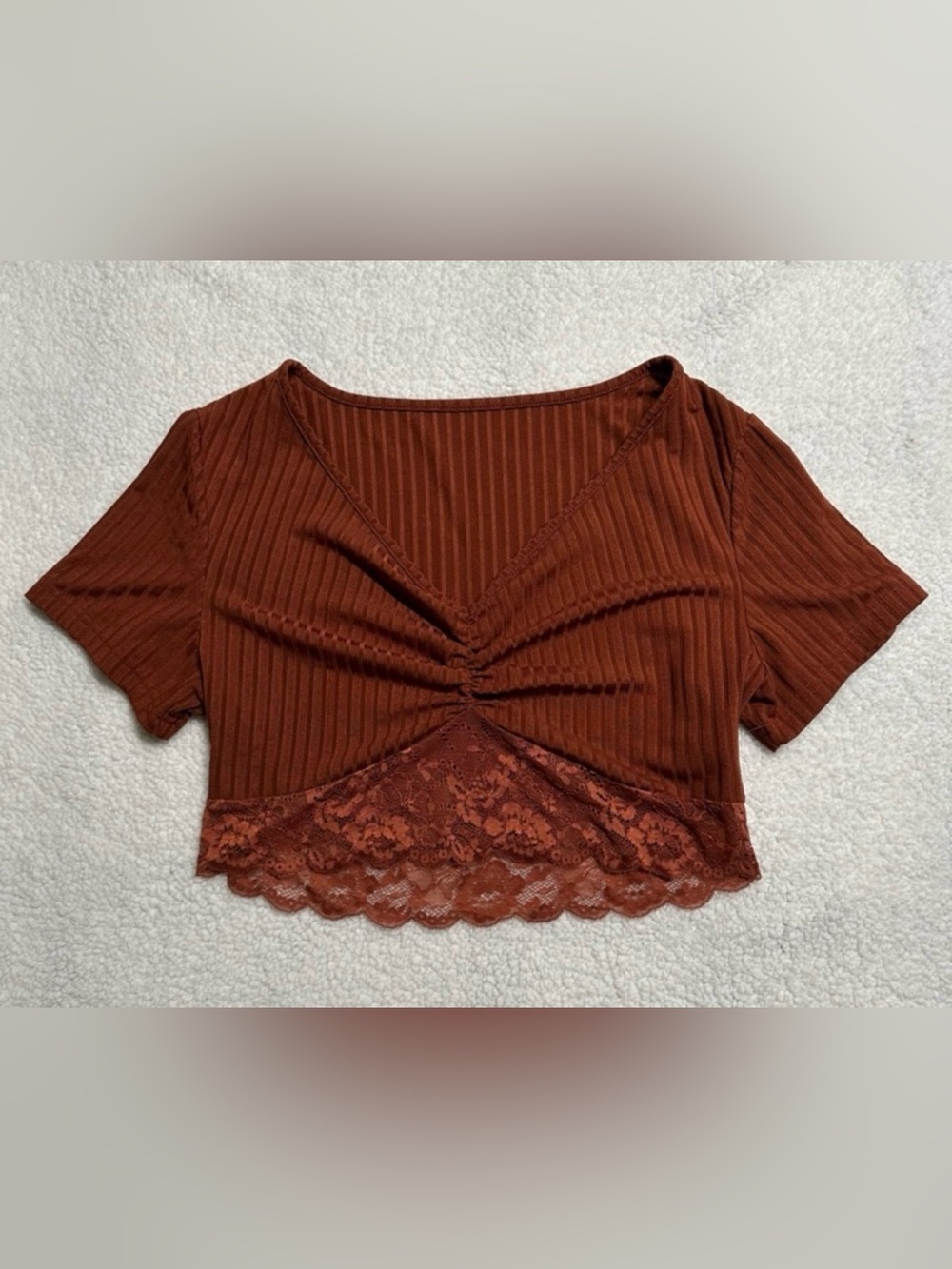 Large Women’s Orange Rust Ribbed Lace-Trim V-Neck Crop Top, Like New Shein - Picture 2 of 5